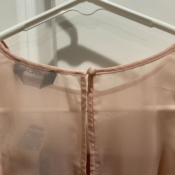 🎉 HOST PICK 🎉 Bebe Ruffle Short Sleeve Cold Shoulder Satin Top Size 12 NWT - Picture 6 of 11